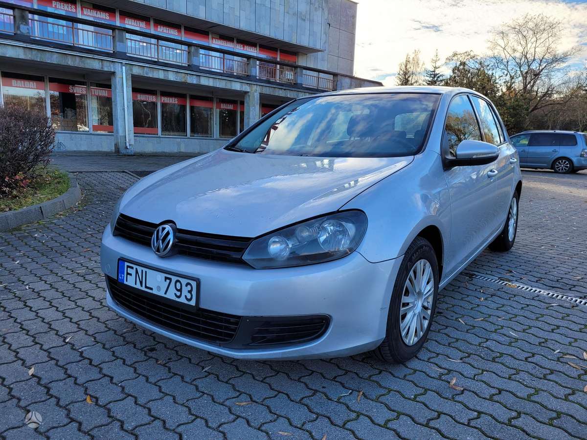 Volkswagen Golf, 1.6 l., hatchback