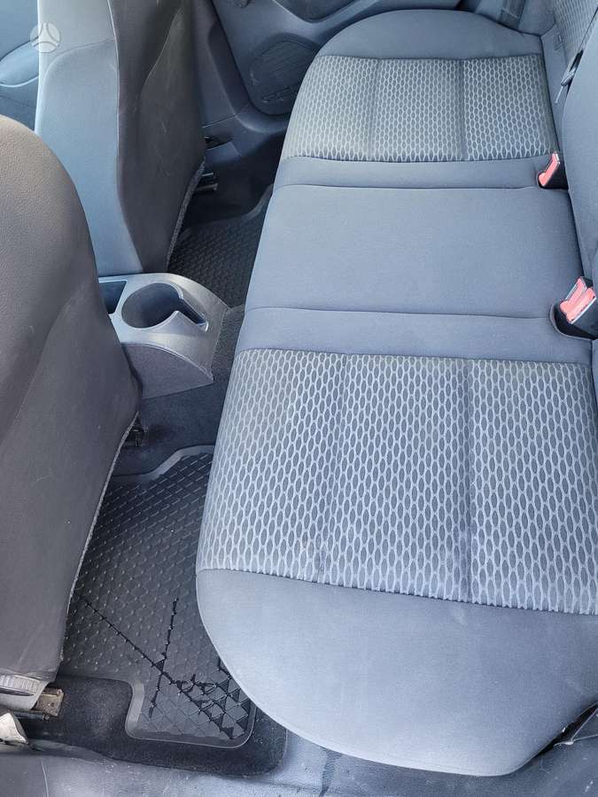 Volkswagen Golf, 1.6 l., hatchback