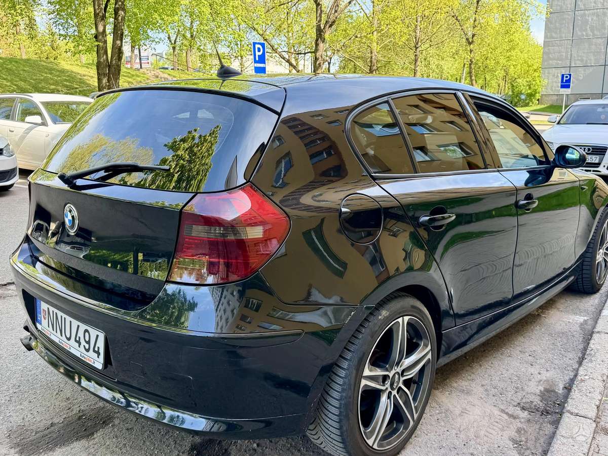 BMW 118, 2.0 l., Хэтчбек