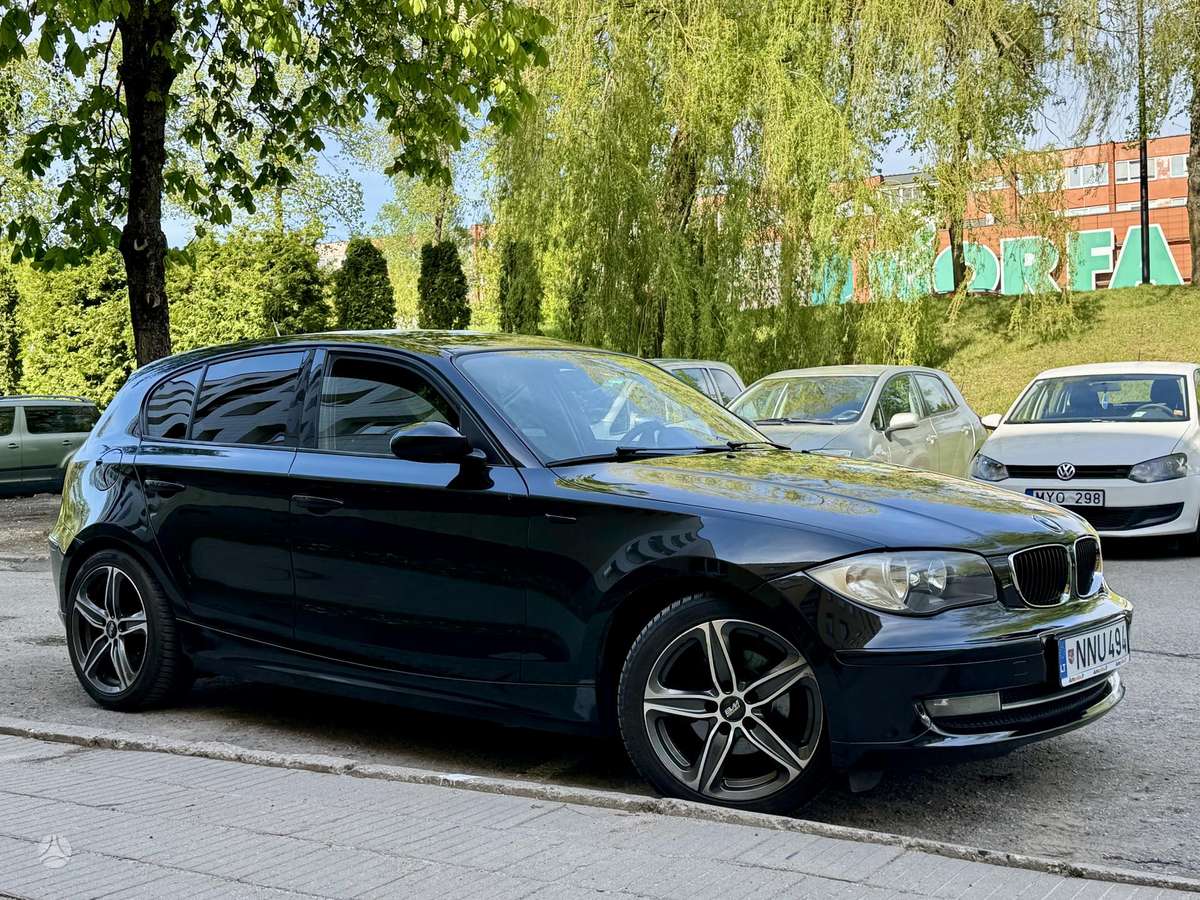 BMW 118, 2.0 l., Хэтчбек