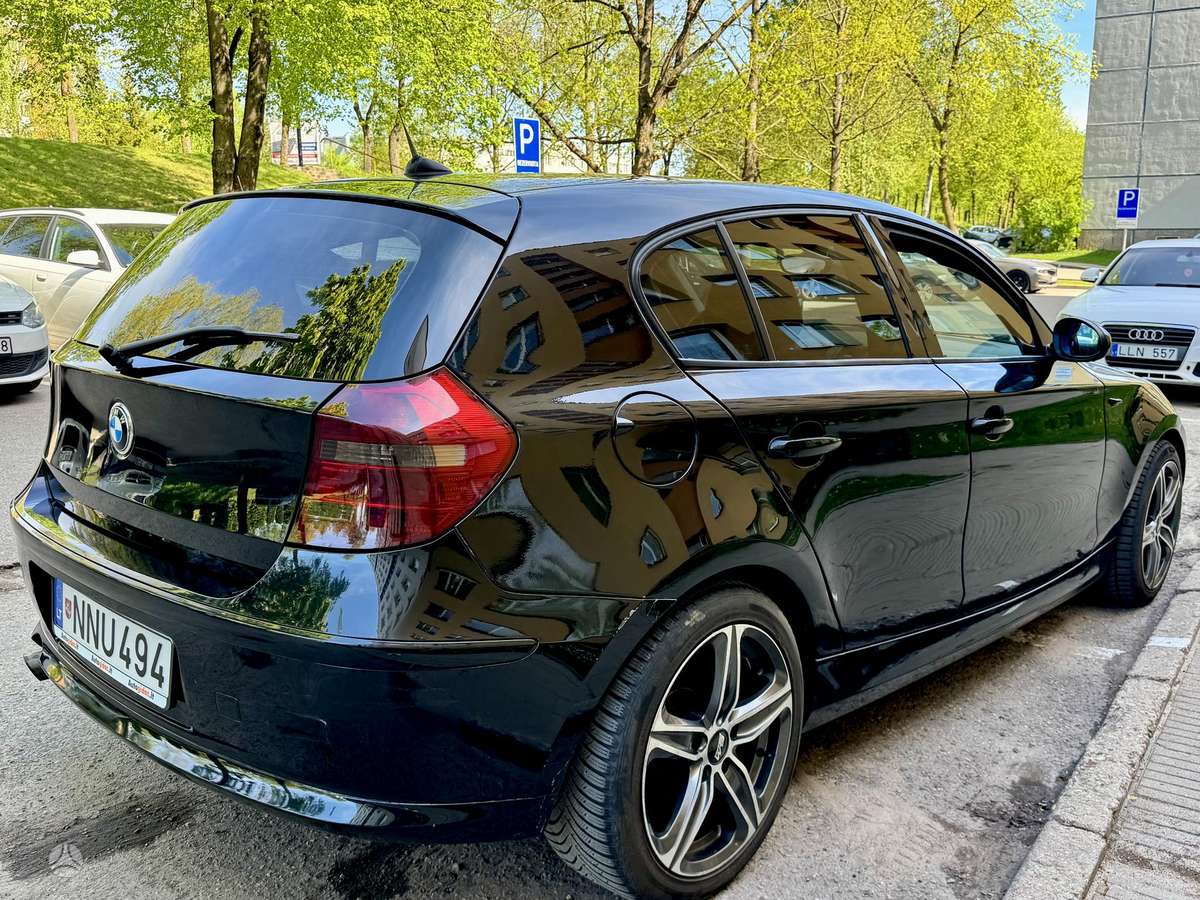 BMW 118, 2.0 l., Хэтчбек