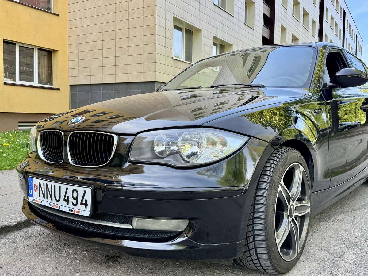 BMW 118, 2.0 l., Хэтчбек