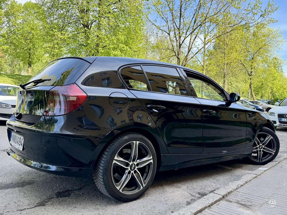 BMW 118, 2.0 l., Хэтчбек