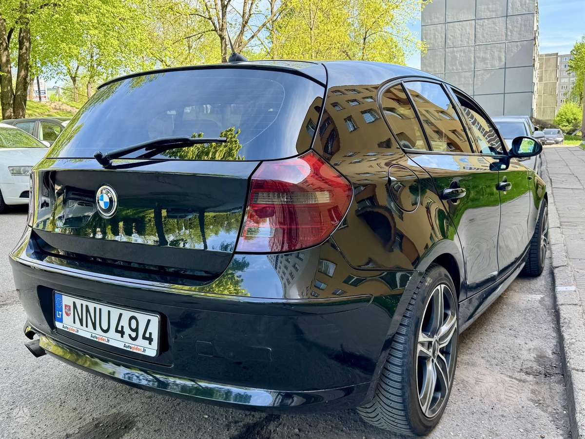 BMW 118, 2.0 l., Хэтчбек