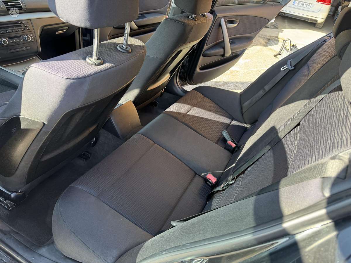 BMW 118, 2.0 l., Хэтчбек