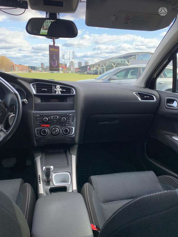 Citroen C4, 1.6 l., Седан