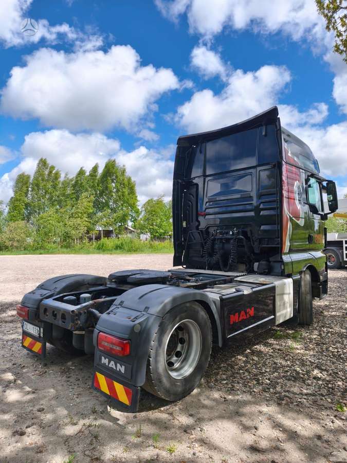 MAN TGX, double sleeper