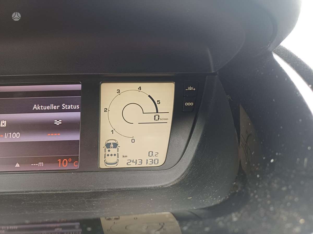 Citroen C4, 1.6 l., Хэтчбек