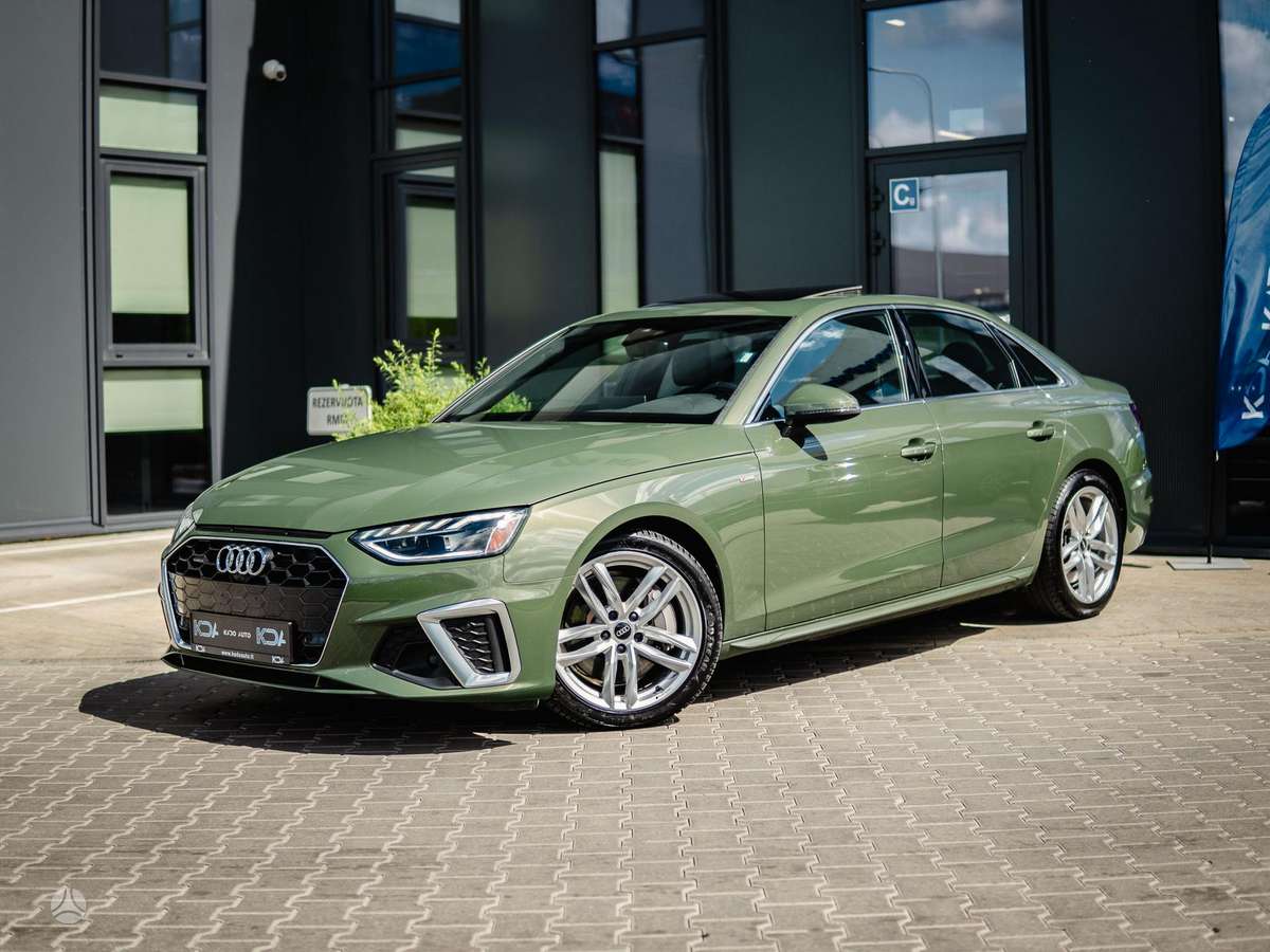 Audi A4, 2.0 l., Седан