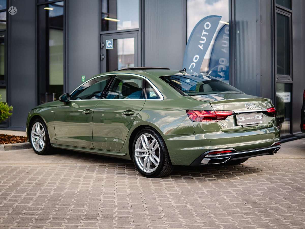 Audi A4, 2.0 l., Седан