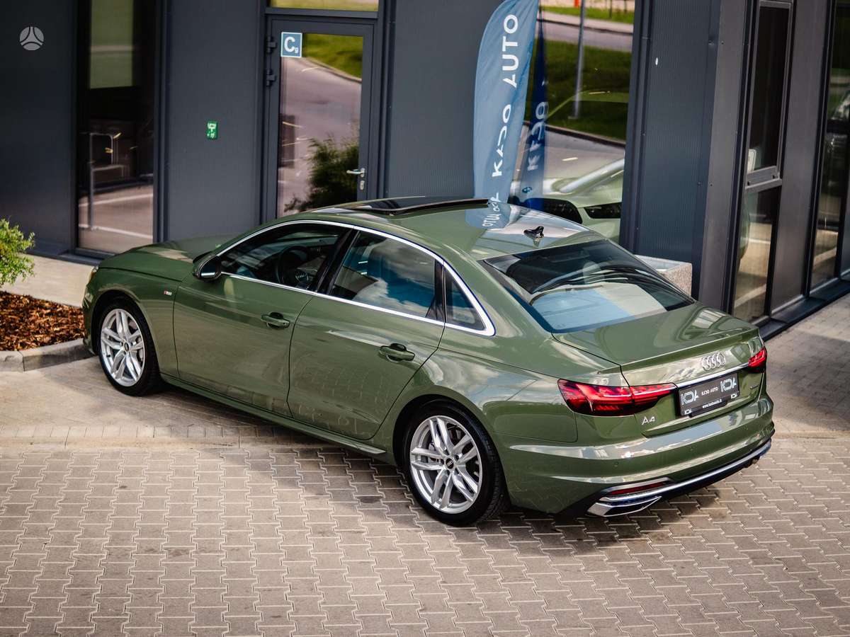 Audi A4, 2.0 l., Седан