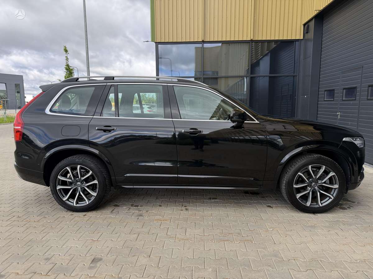 Volvo XC90 - 6