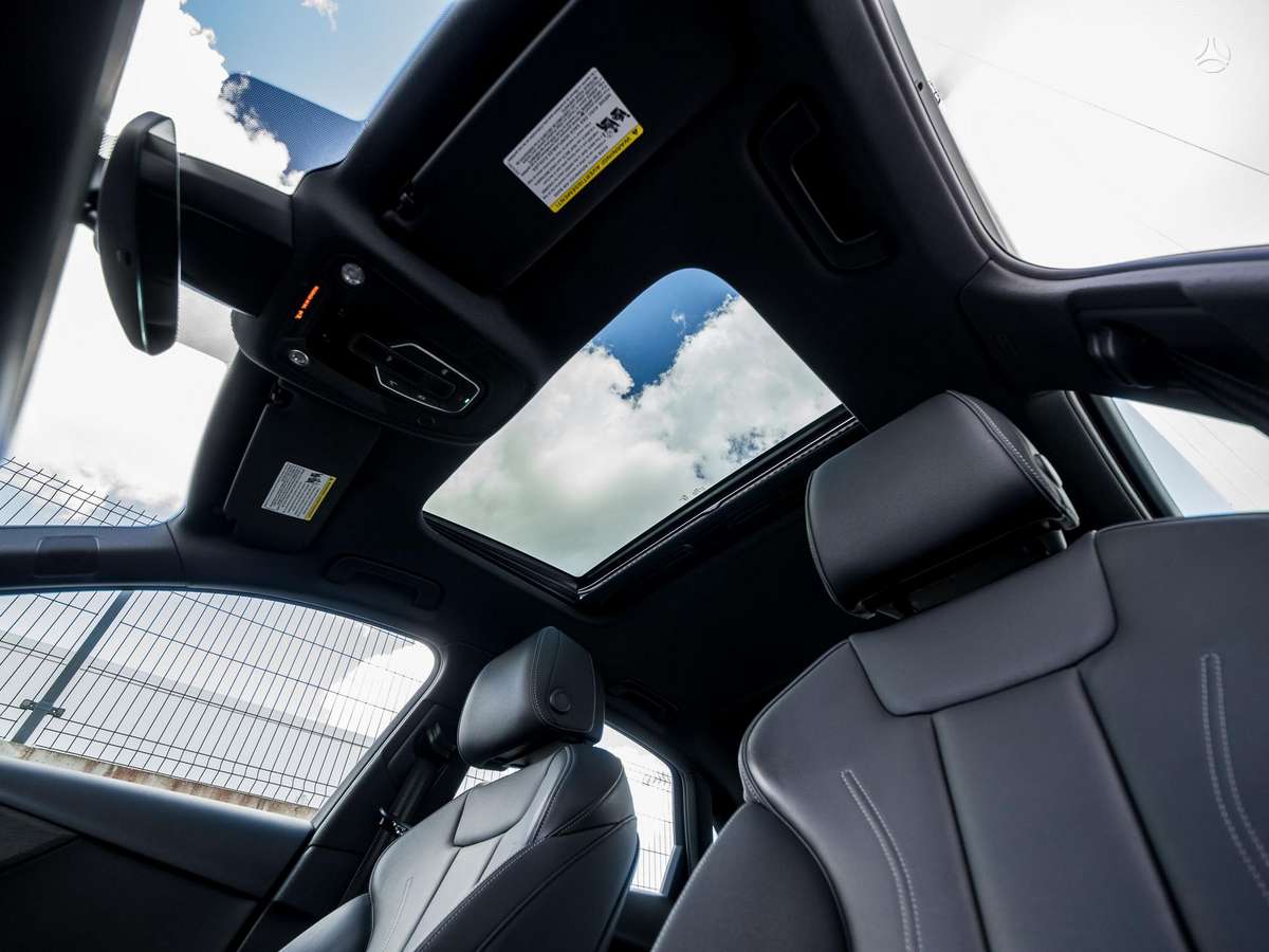 Audi A4, 2.0 l., Седан