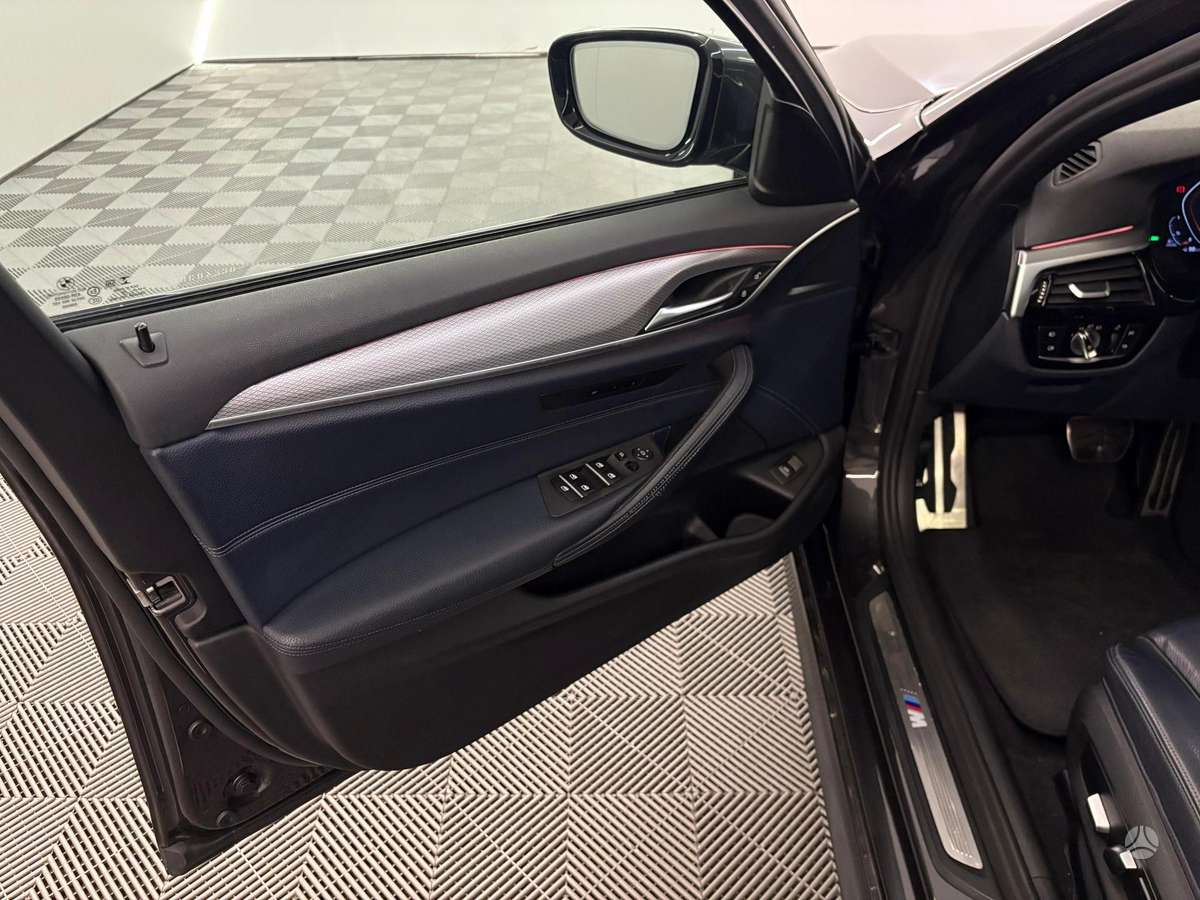 BMW 520, 2.0 l., Универсал