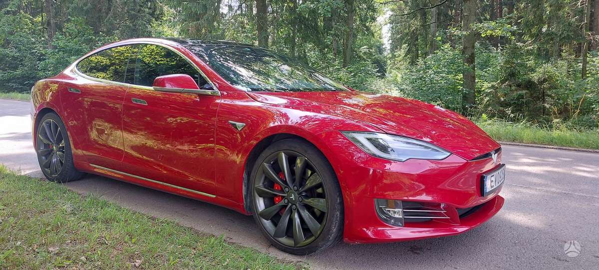 Tesla Model S, 90 kWh, saloon / sedan