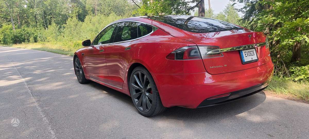 Tesla Model S, 90 kWh, saloon / sedan