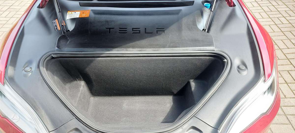 Tesla Model S, 90 kWh, saloon / sedan
