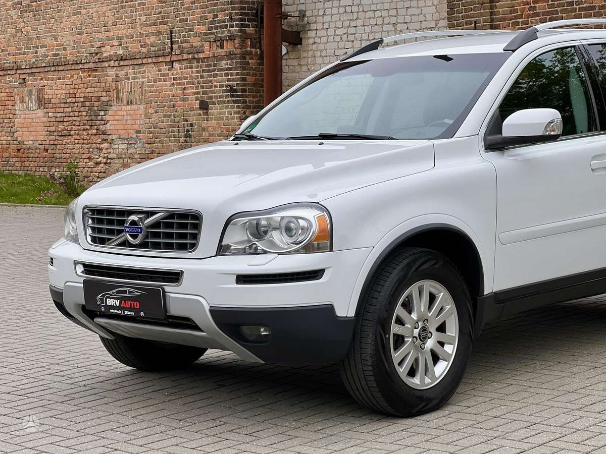 Volvo XC90 - 11
