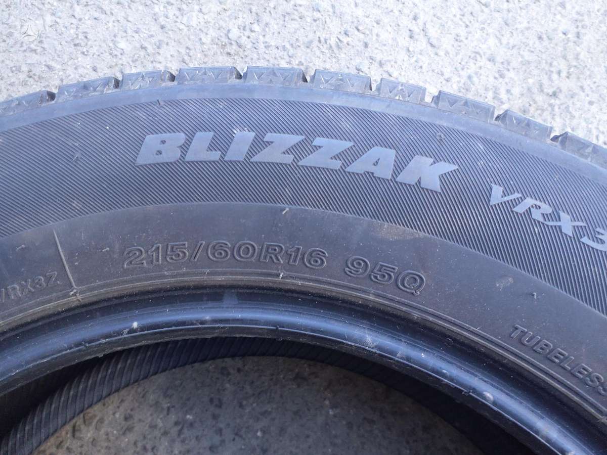 Bridgestone Blizzak VRX3, всесезонные 215/60 R16