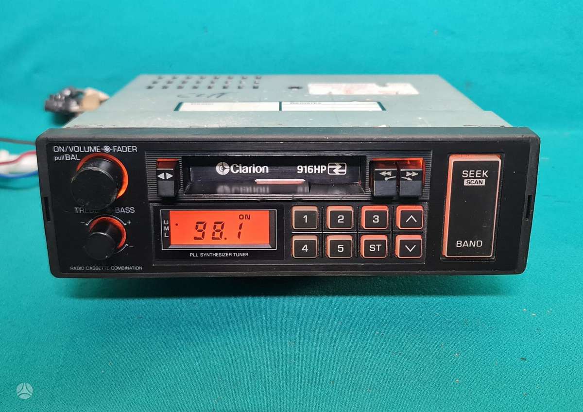 Clarion 916hp, cassette players
