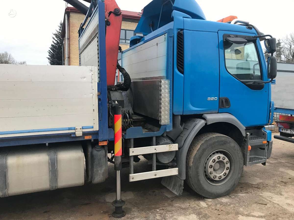 Volvo FE 320  Su kranu  PALFINGER, su kranu