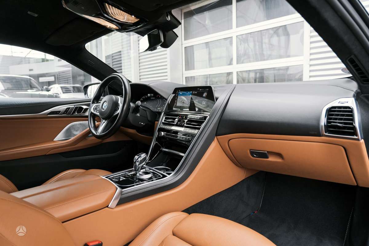 BMW M850, 4.4 l., coupe