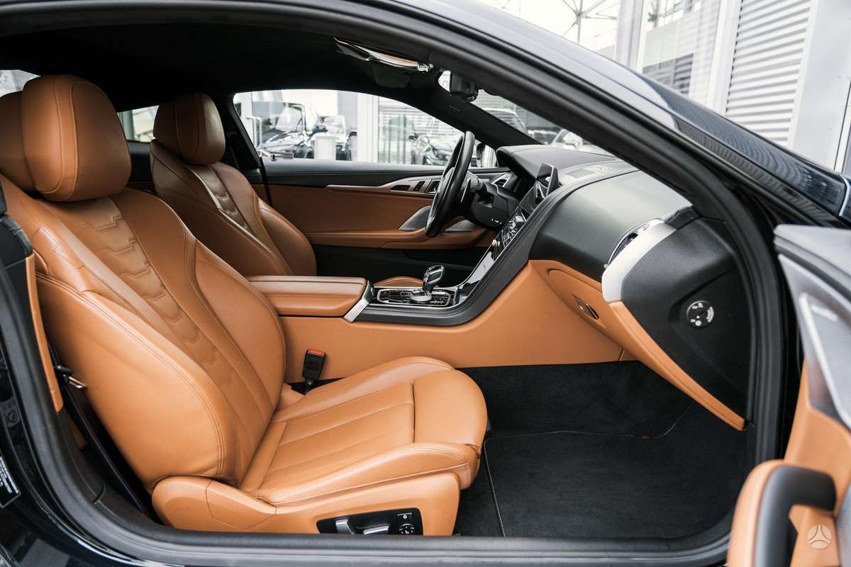 BMW M850, 4.4 l., coupe