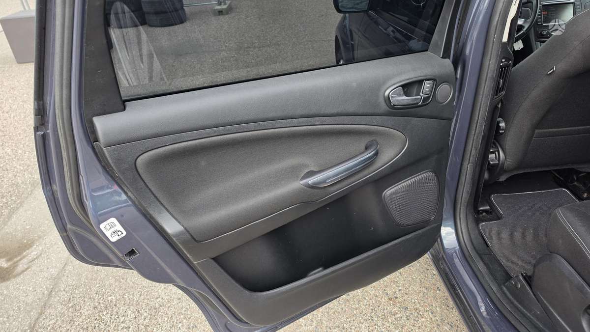 Ford S-MAX, 2.0 l., Минивэн