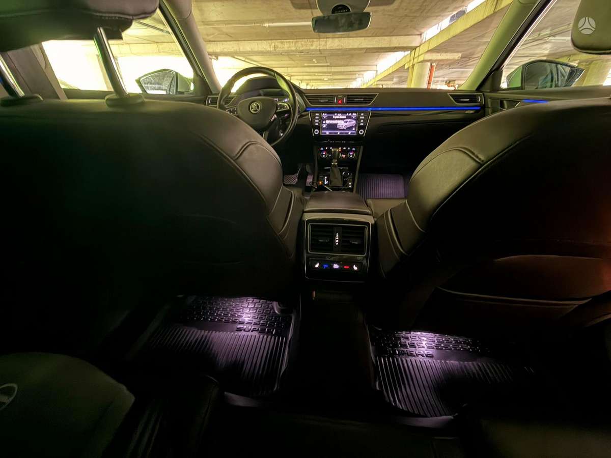 Skoda Superb, 2.0 l., hatchback