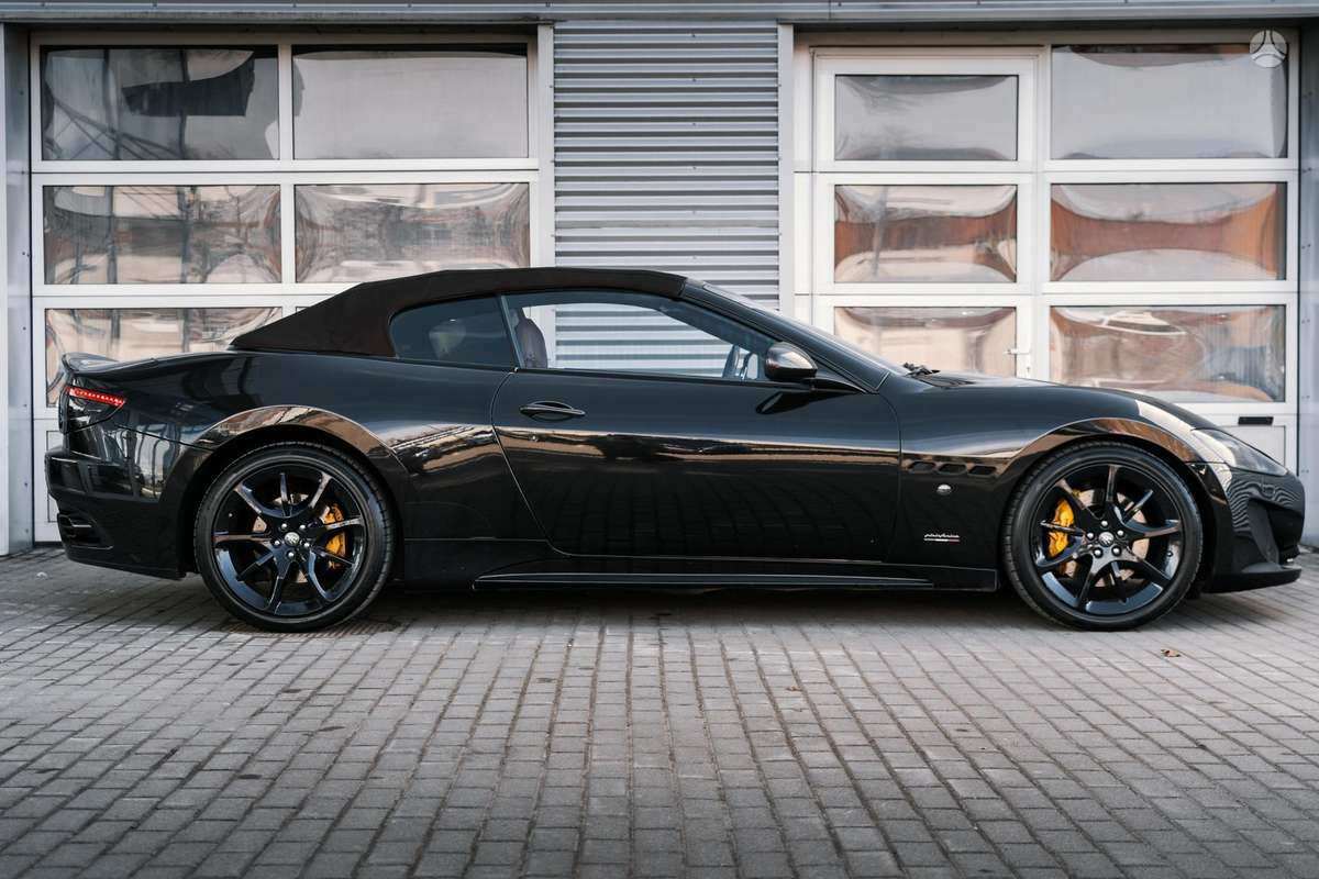Maserati GranCabrio, 4.7 l., Кабриолет