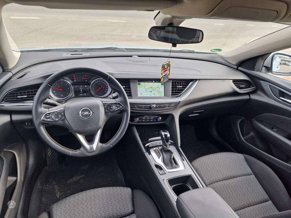 Opel Insignia, 1.6 l., Универсал