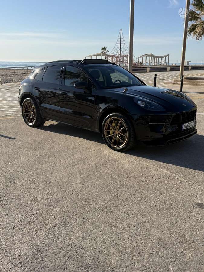 Porsche Macan - 2