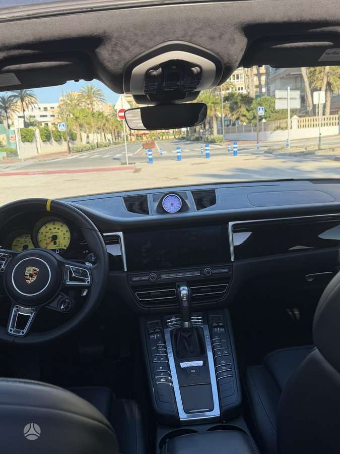 Porsche Macan - 7