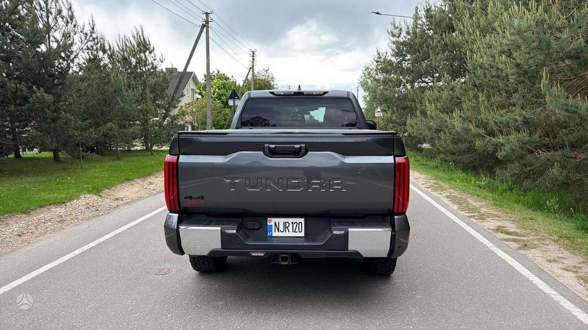 Toyota Tundra - 9