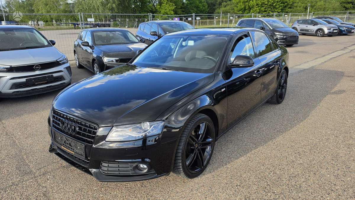 Audi A4, 1.8 l., Седан