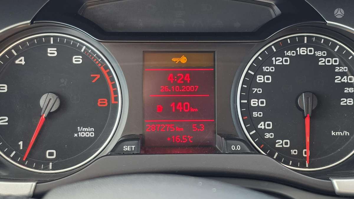 Audi A4, 1.8 l., Седан