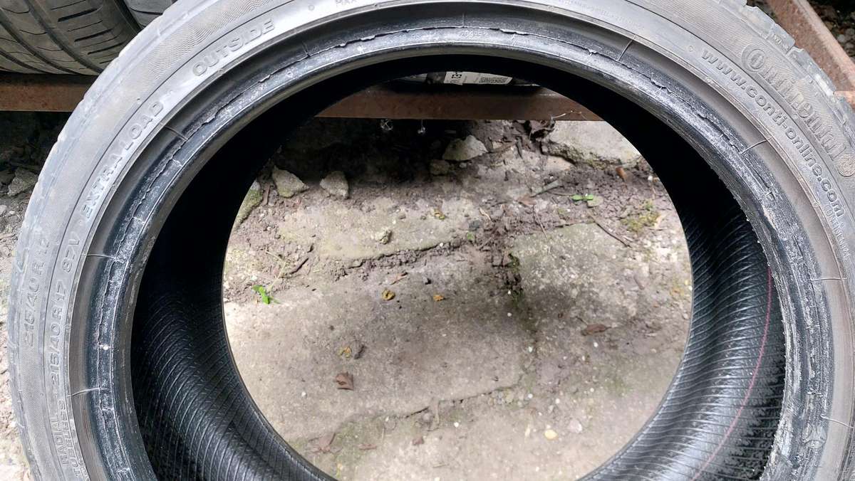 Continental , Rotalla M+S, summer 215/40 R17