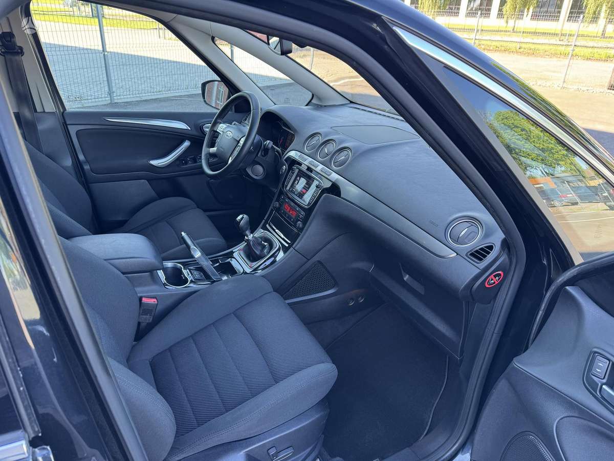 Ford S-MAX, 2.2 l., mpv / minivan