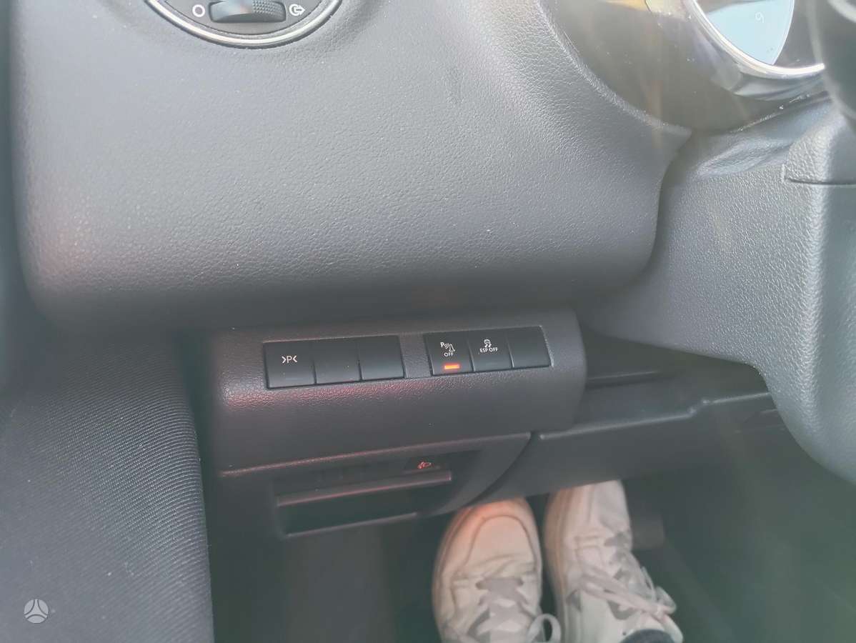Peugeot 5008 - 11