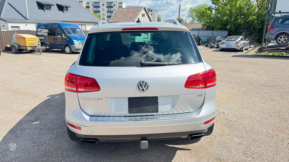 Volkswagen Touareg - 6