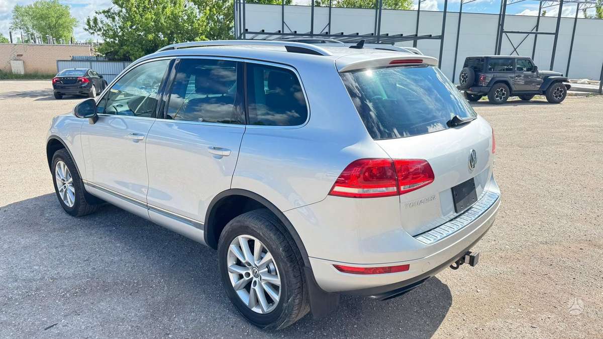Volkswagen Touareg - 7