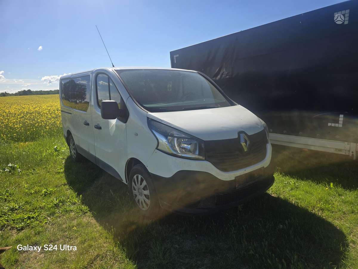 Renault TRAFIC, пассажирские микроавтобусы