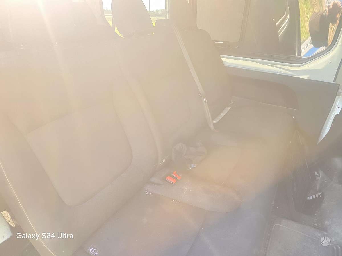 Renault TRAFIC, пассажирские микроавтобусы