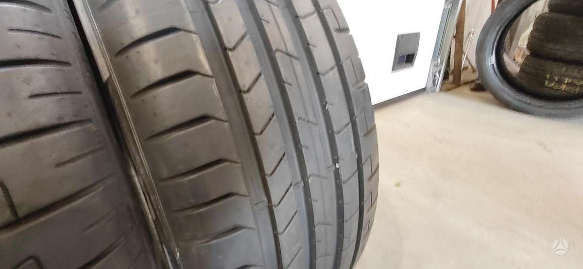 Pirelli P Zero PZ4, летние 235/50 R19