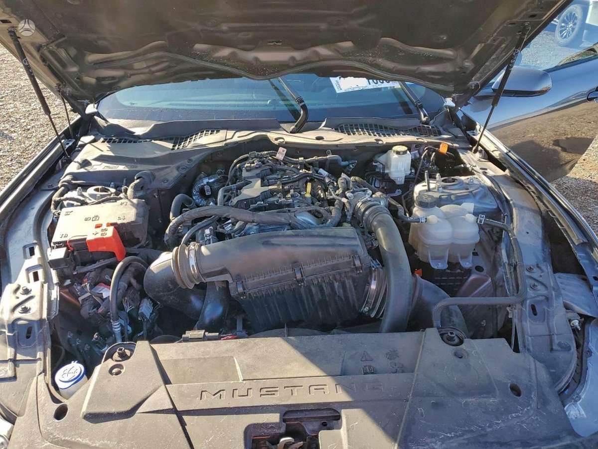 Ford Mustang rezerves daļās