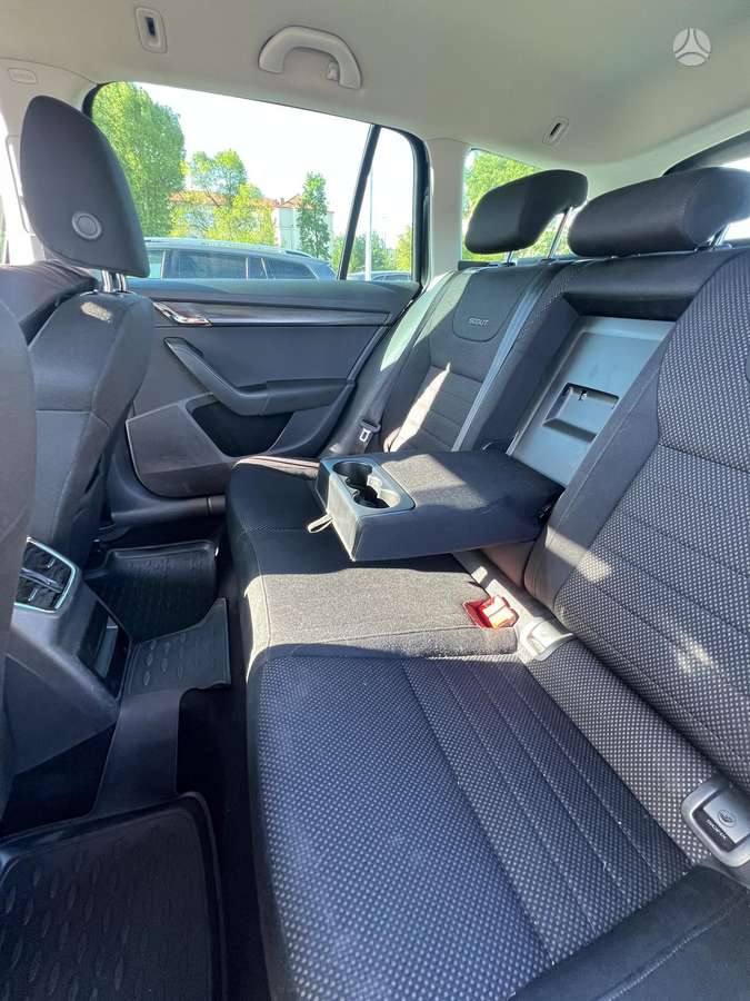 Skoda Octavia Scout, 2.0 l., Универсал