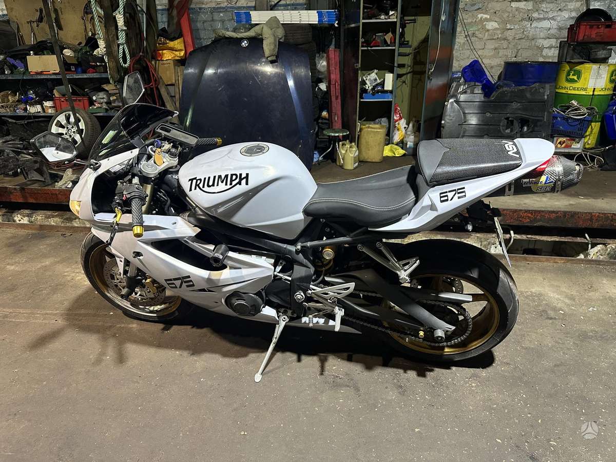 Triumph Daytona 675cc, superbikes