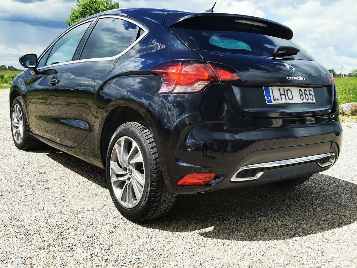Citroen DS4, 1.6 l., hatchback