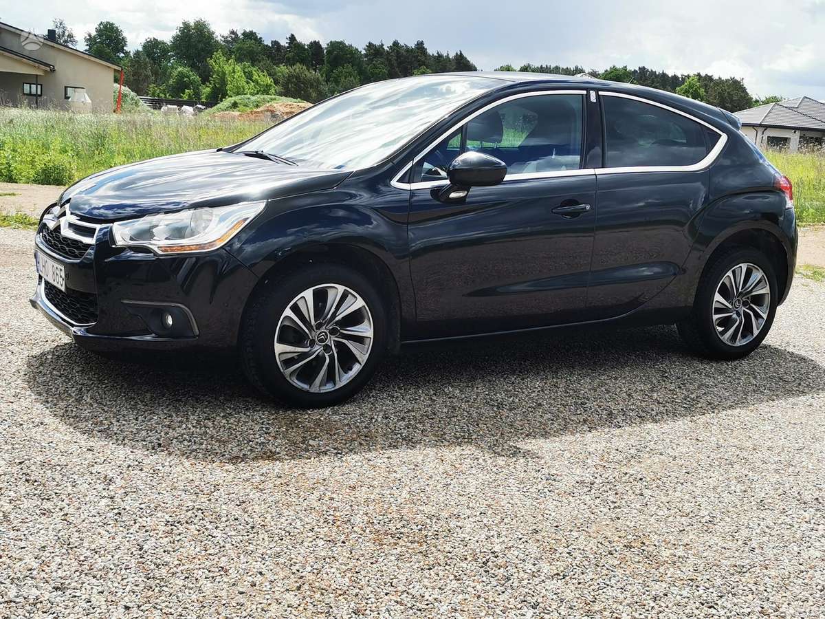 Citroen DS4, 1.6 l., hatchback