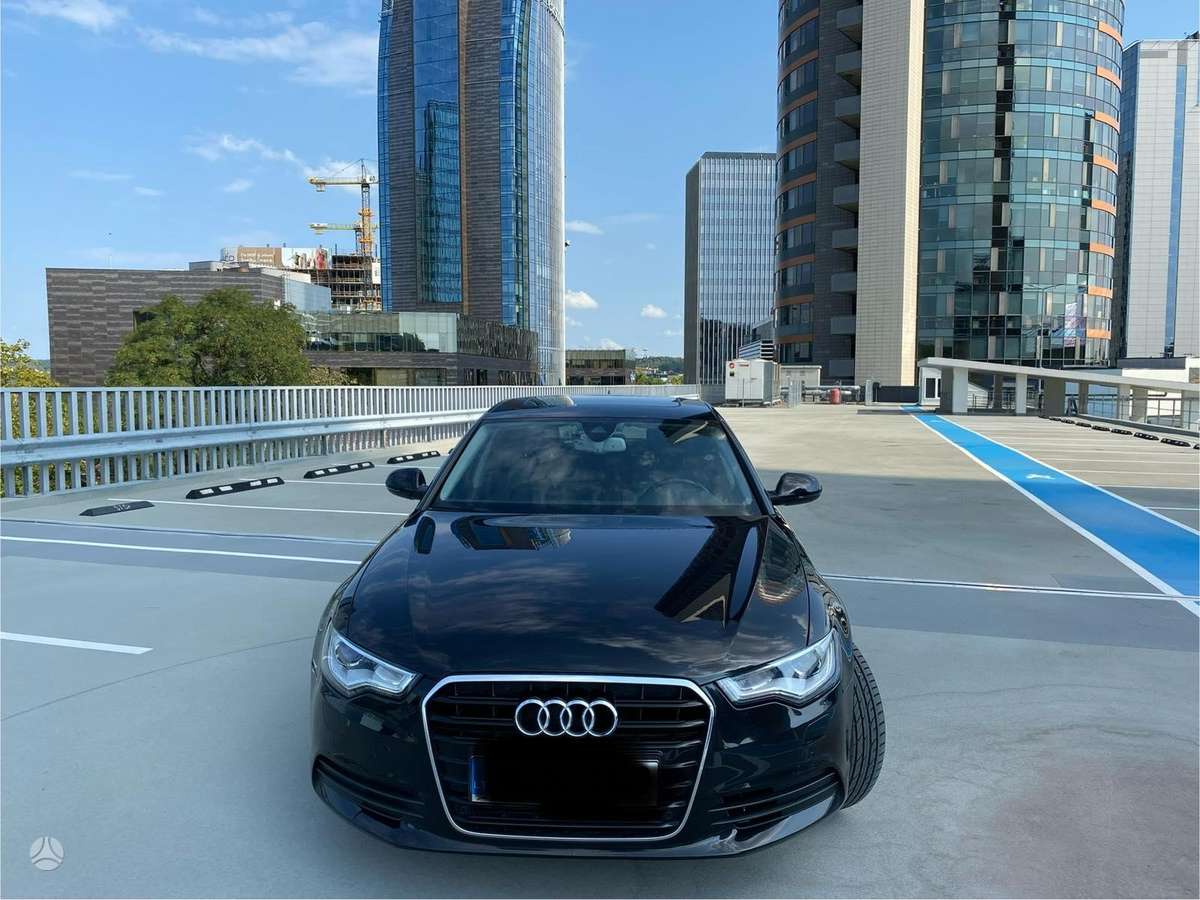 Audi A6, 2.0 l., Седан